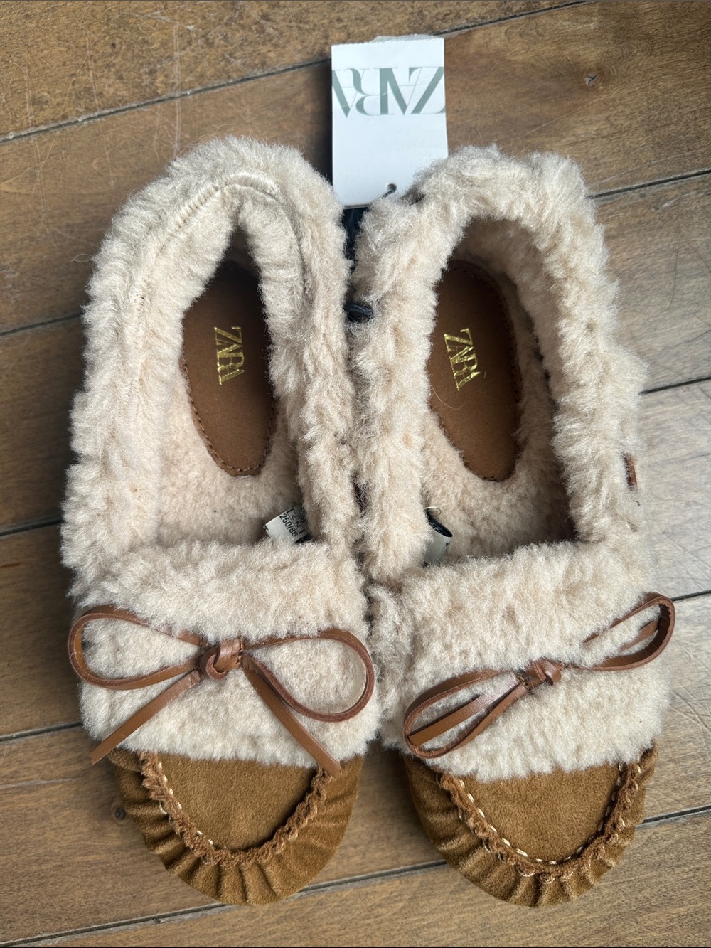 Zara Tan Suede Moccasin Slippers with Cream Shearling Cuff